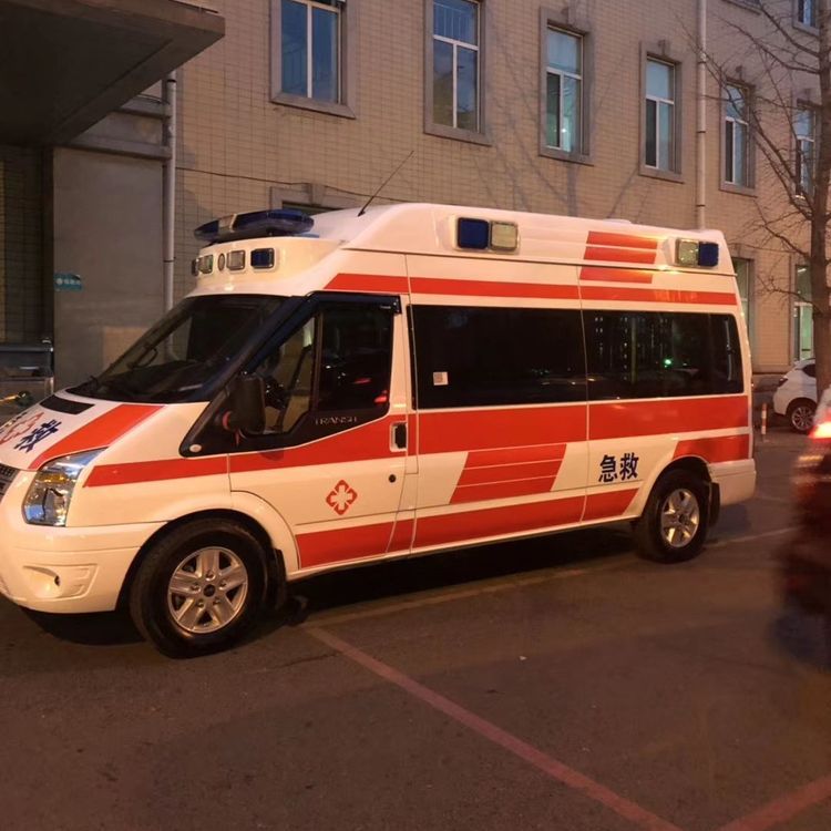 凤城夜间租赁救护车护送病人转院：安全转运的 8 大核心注意事项